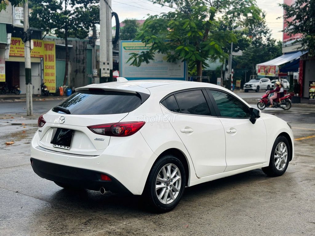 Mazda 3 1.5 AT 2016 (Hatback) -368tr. Mua bán Ô tô tại Thành phố Dĩ An Bình Dương được đăng bởi Siêu Thị Ô Tô Bình Dương  hình 2