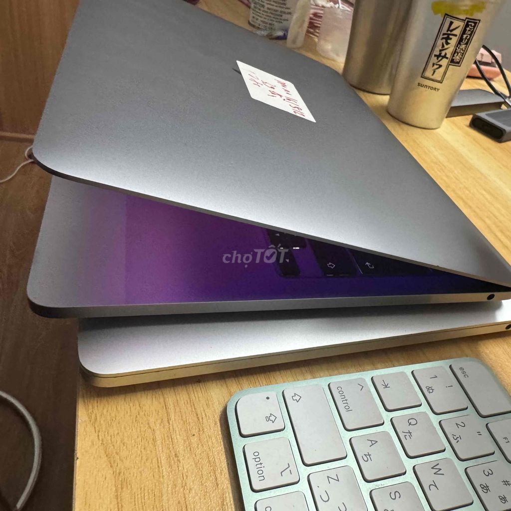 MacBook Pro M1 13” 2020 16g/512 sạc36 lầnbh3 thang. Mua bán Laptop tại Quận 3 Tp Hồ Chí Minh được đăng bởi Phúc Nguyễn hình 1