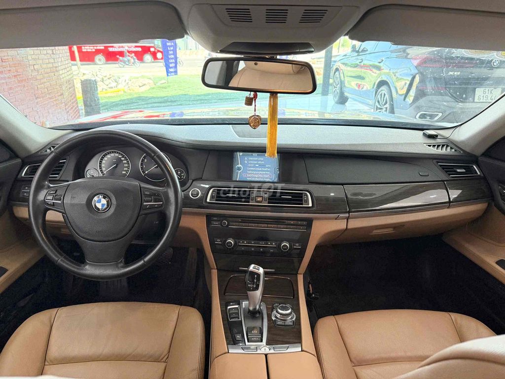 BMW 730LI đăng Ký 2012 1 chủ Đen nội thất nâu. Mua bán Ô tô tại Thành phố Thủ Dầu Một Bình Dương được đăng bởi Dương Tuấn Anh hình 8
