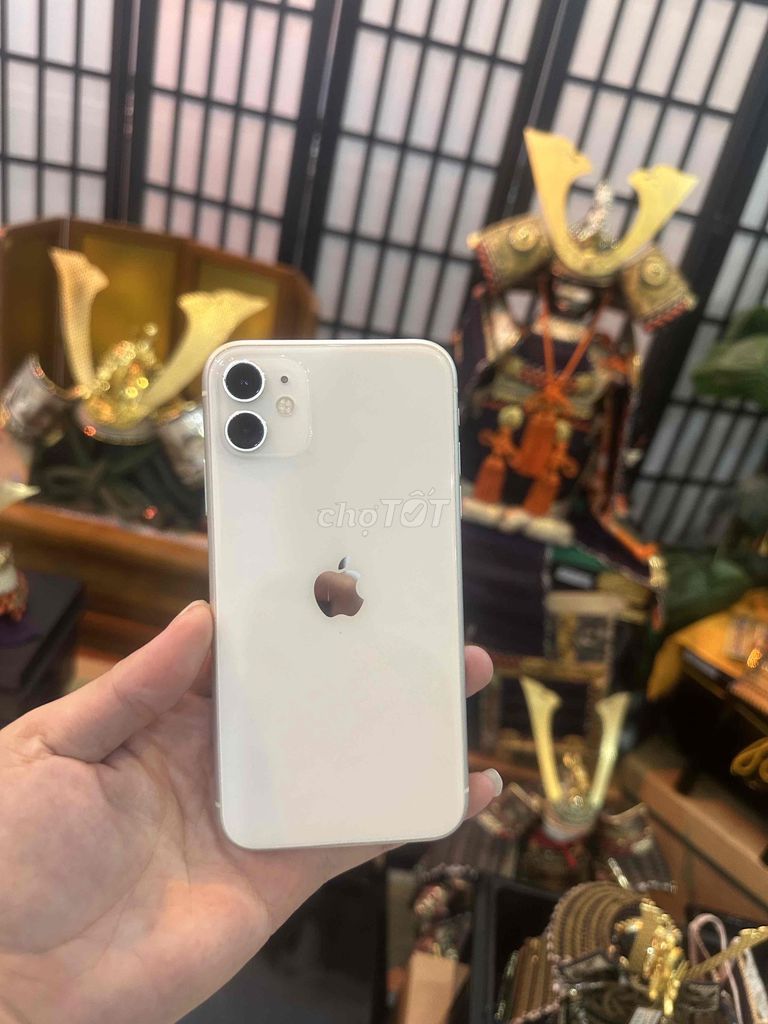 Apple iPhone 11 128GB Trắng. Mua bán Điện thoại tại Quận 7 Tp Hồ Chí Minh được đăng bởi khenh hình 1