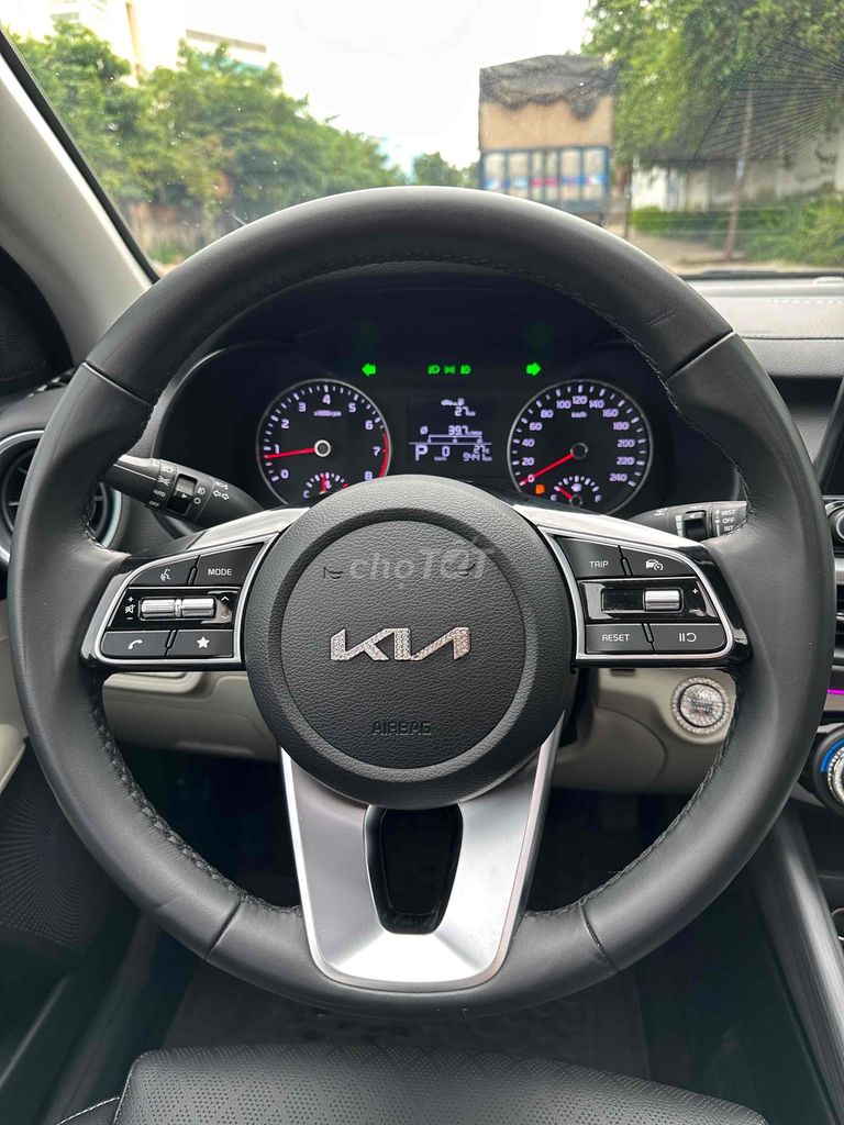 Kia K3 2024 Luxury 1.6 AT - 9400 km. Mua bán Ô tô tại Thành phố Buôn Ma Thuột Đắk Lắk được đăng bởi Nguyễn duy dương hình 18