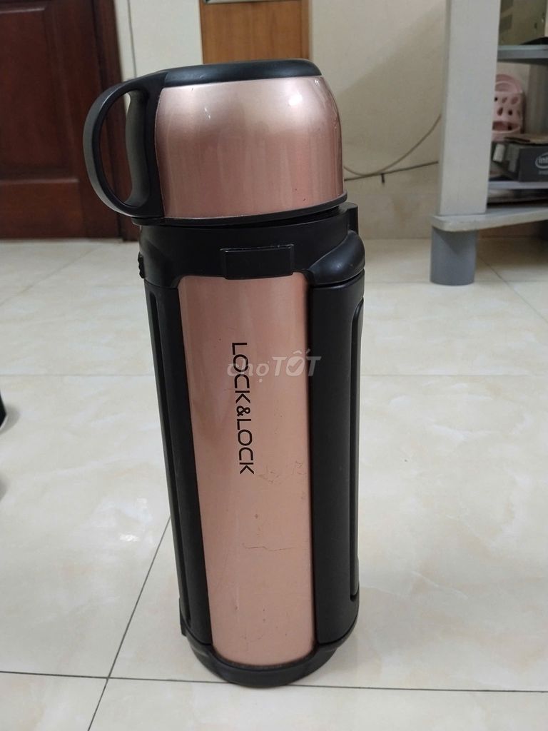 Phích giữ nhiệt Lock&Lock Giant Vacuum 1.8L. Mua bán Dụng cụ nhà bếp tại Quận Đống Đa Hà Nội được đăng bởi Snowdrop hình 1