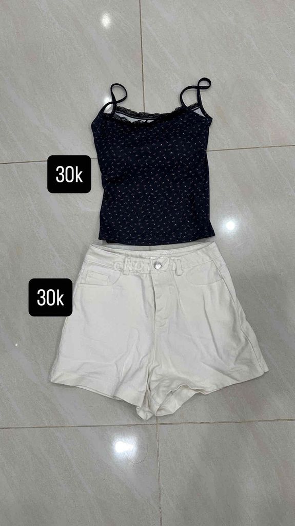Quần áo Nữ Vải Đen Trắng Size S. Mua bán Quần áo tại Quận Hoàng Mai Hà Nội được đăng bởi Hanna hình 1