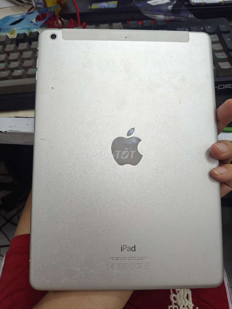iPad Air 1. Mua bán Máy tính bảng tại Quận 12 Tp Hồ Chí Minh được đăng bởi Điện Thoại Giá Tốt Chất Lượng 494 Hà Huy Giáp Q12 hình 1