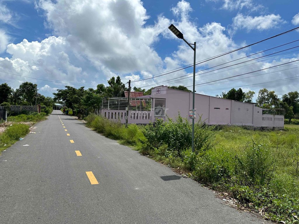 Đất lọt khe khu biệt thự homestay cách bờ kè Phước Hải 2km. Mua bán Đất tại Huyện Đất Đỏ Bà Rịa - Vũng Tàu được đăng bởi Long hình 8