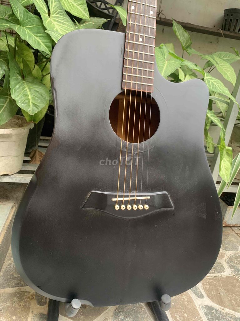 guitar vát gỗ hồng đào