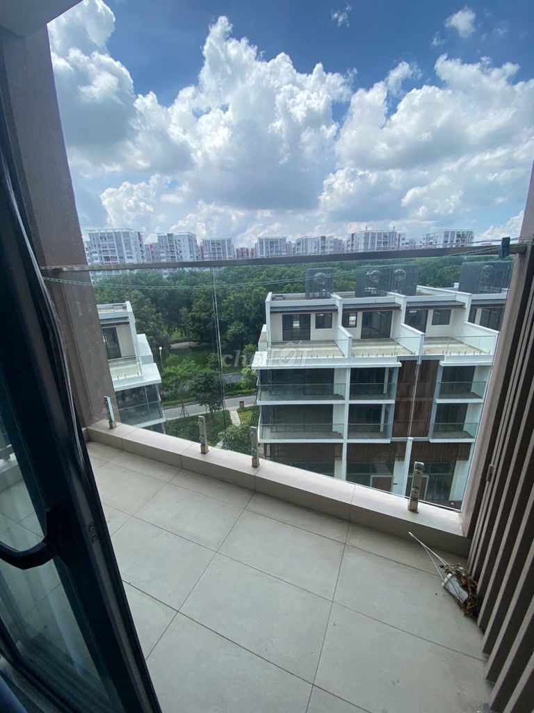 Celadon City Khu Diamond Brilliant 142m² 3 phòng ngủ, 1 phòng đa năng