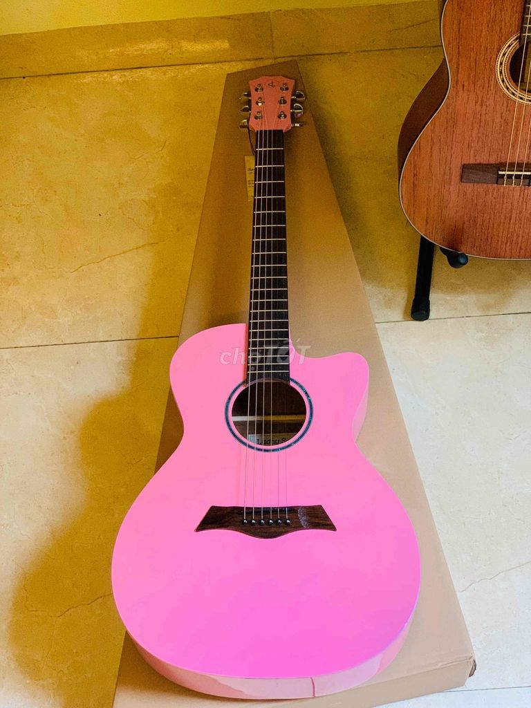 Thanh lý cây guitar LSA 180 giá gốc 2tr