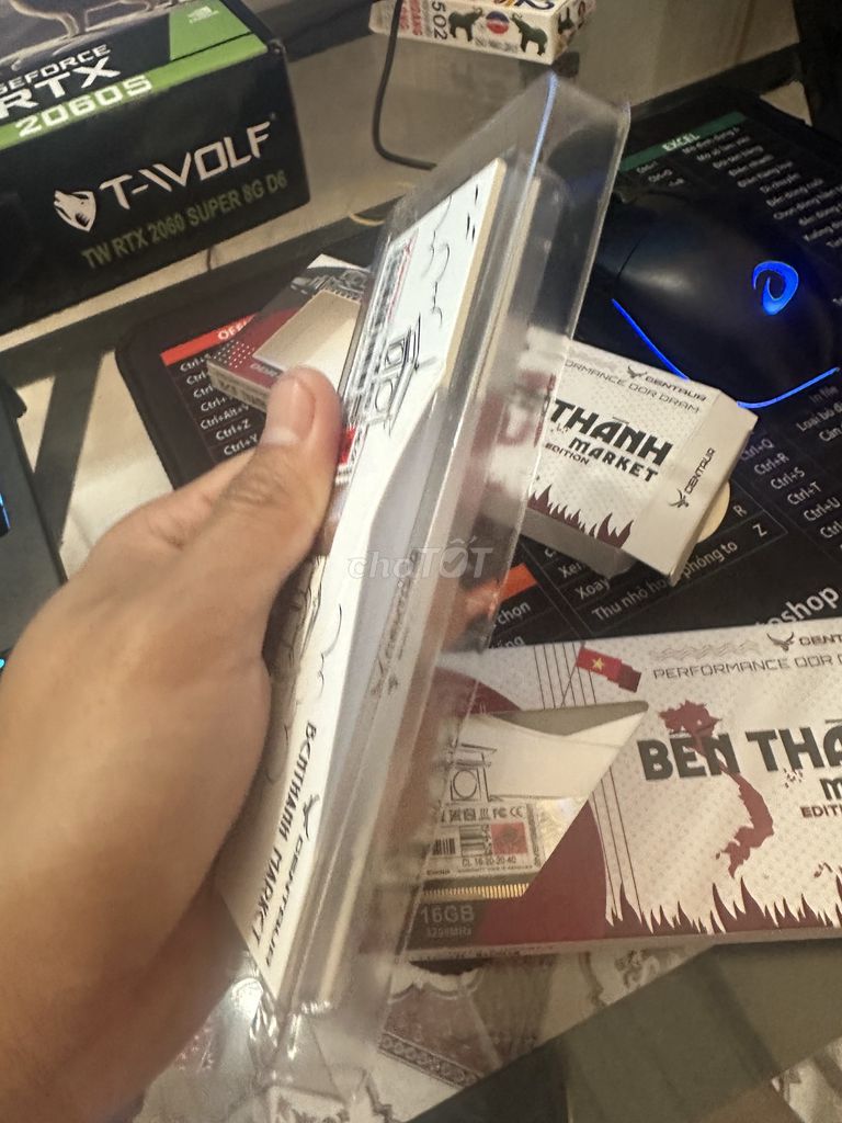 RAM Centaur DDR4 32GB/3200 còn Box còn Bh. Mua bán Linh kiện (RAM, Card...) tại Huyện Châu Đức Bà Rịa - Vũng Tàu được đăng bởi Nguyễn Hùng Thắng hình 1