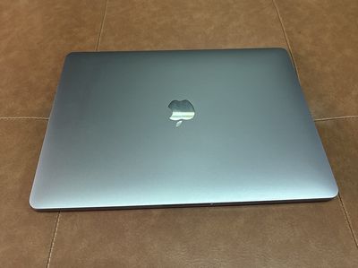 Macbook Pro M1 Tuochbar M1/8G/SSD 256Gb/13"Rentina. Mua bán Laptop tại Quận Hoàng Mai Hà Nội được đăng bởi Quốc Tuấn
