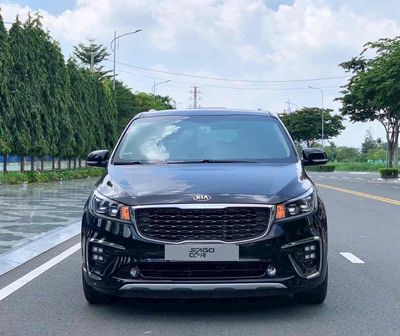Kia Sedona 2019 Luxury D - 90000 km. Mua bán Ô tô tại Thành phố Dĩ An Bình Dương được đăng bởi Hiển phạm