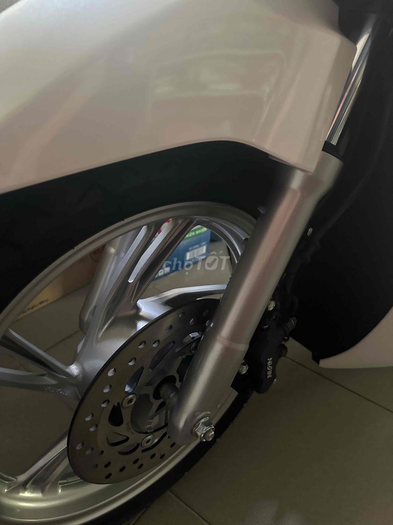 xe nhà sử dụng cần bán. máy móc, sơn nguyên zin. Mua bán Xe máy tại Thành phố Thuận An Bình Dương được đăng bởi Nguyen tai hình 3