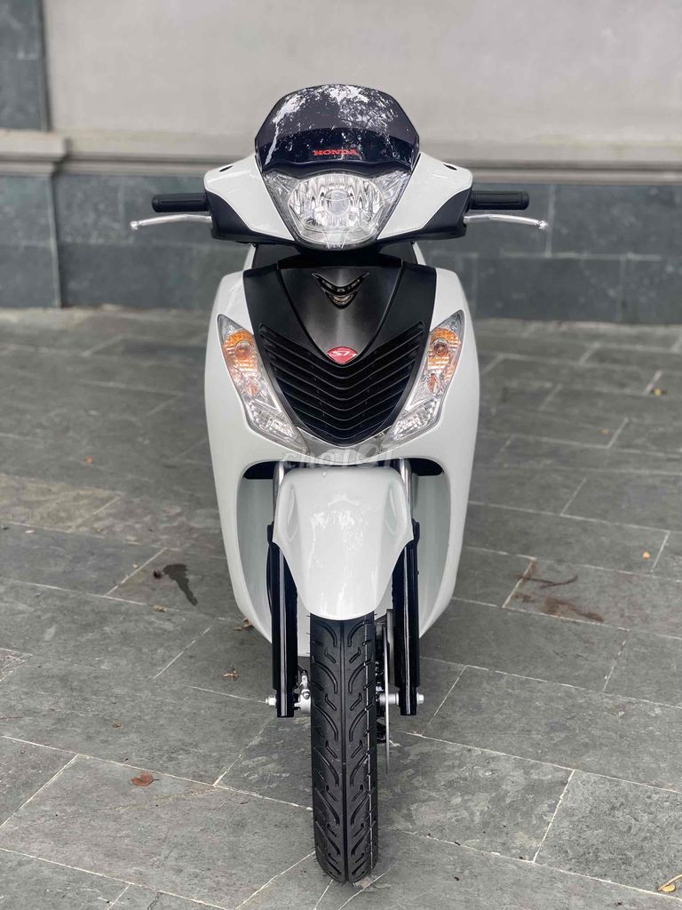 SH 125i 2010 ( Nắp Chao Zin Chưa Rớt )