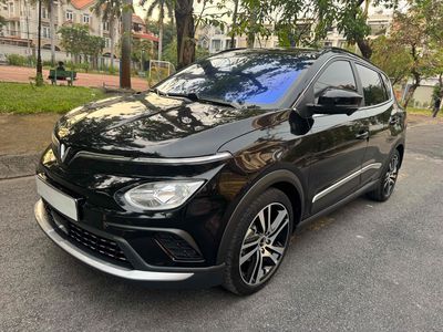 VFe34, sơn zin 100%, 1 chủ, còn RẤT MỚI. Mua bán Ô tô tại Quận Bình Tân Tp Hồ Chí Minh được đăng bởi VÕ LONG HẢI VinFast Chevrolet