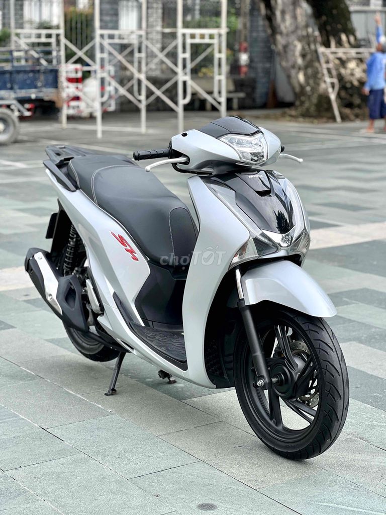 ❤️SH 125 2017 BẠC POSCHE BSTP CHÍNH CHỦ CÓ GÓP. Mua bán Xe máy tại Thành phố Thủ Đức Tp Hồ Chí Minh được đăng bởi Hiếu  hình 6