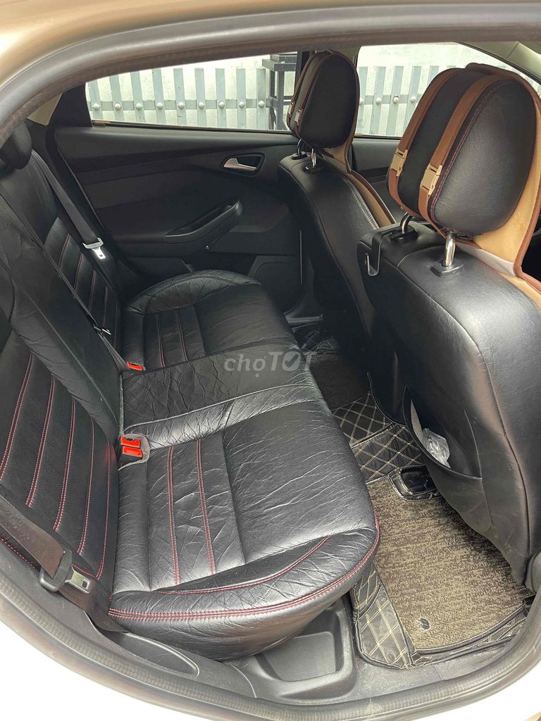 Ford Focus 2015 Trend 1.6 AT Hatchback - 120000 km. Mua bán Ô tô tại Huyện Ba Vì Hà Nội được đăng bởi quân hình 7