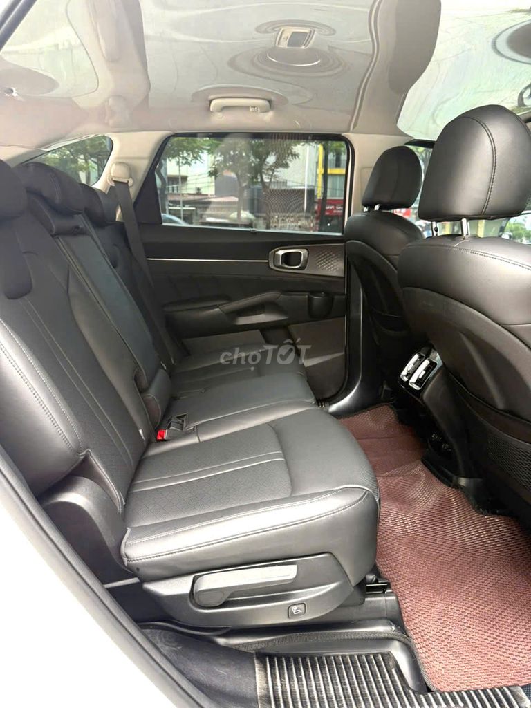 Kia Sorento Dầu Luxury 2024 màu trắng. Mua bán Ô tô tại Quận Thanh Xuân Hà Nội được đăng bởi Nguyễn Tuấn Hoàng hình 8