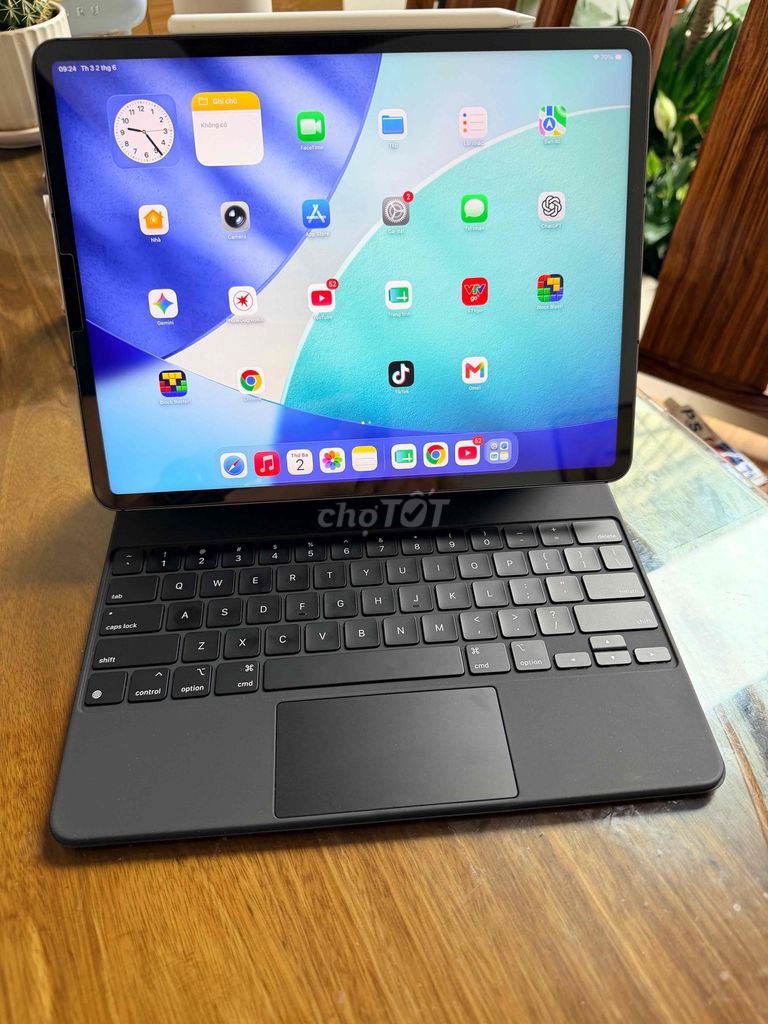 iPad Pro M1 12.9 inch kèm bàn phím magic và penci. Mua bán Máy tính bảng tại Thành phố Buôn Ma Thuột Đắk Lắk được đăng bởi Hoan van hình 1