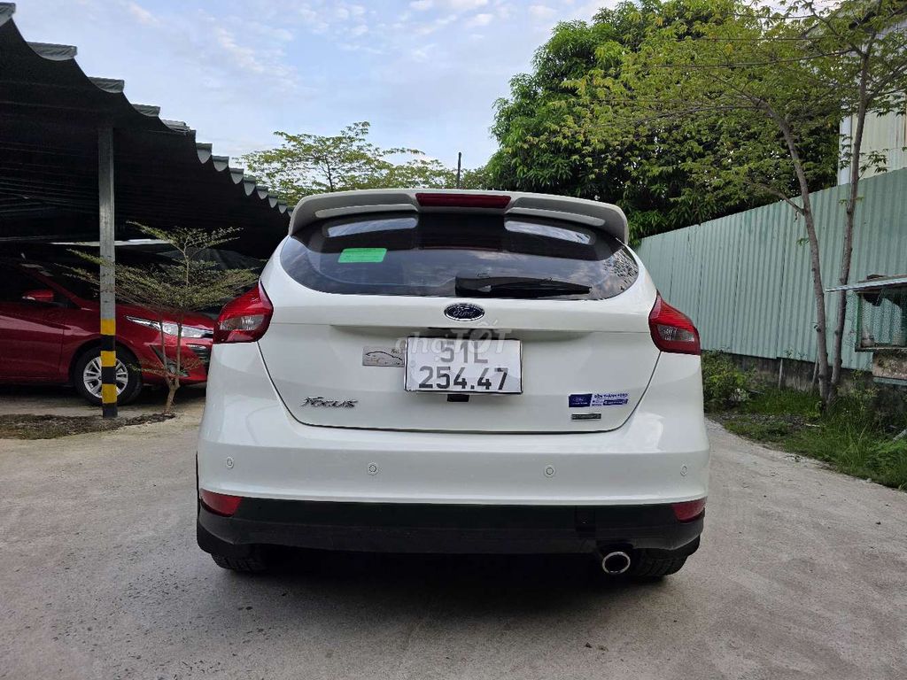 Ford Focus 2018 1.5 Turbo Trắng. Mua bán Ô tô tại Quận 12 Tp Hồ Chí Minh được đăng bởi Sĩ Nguyễn hình 4