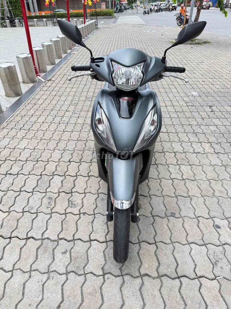 Honda Vision 2022 Спортивная Серая 14568 км