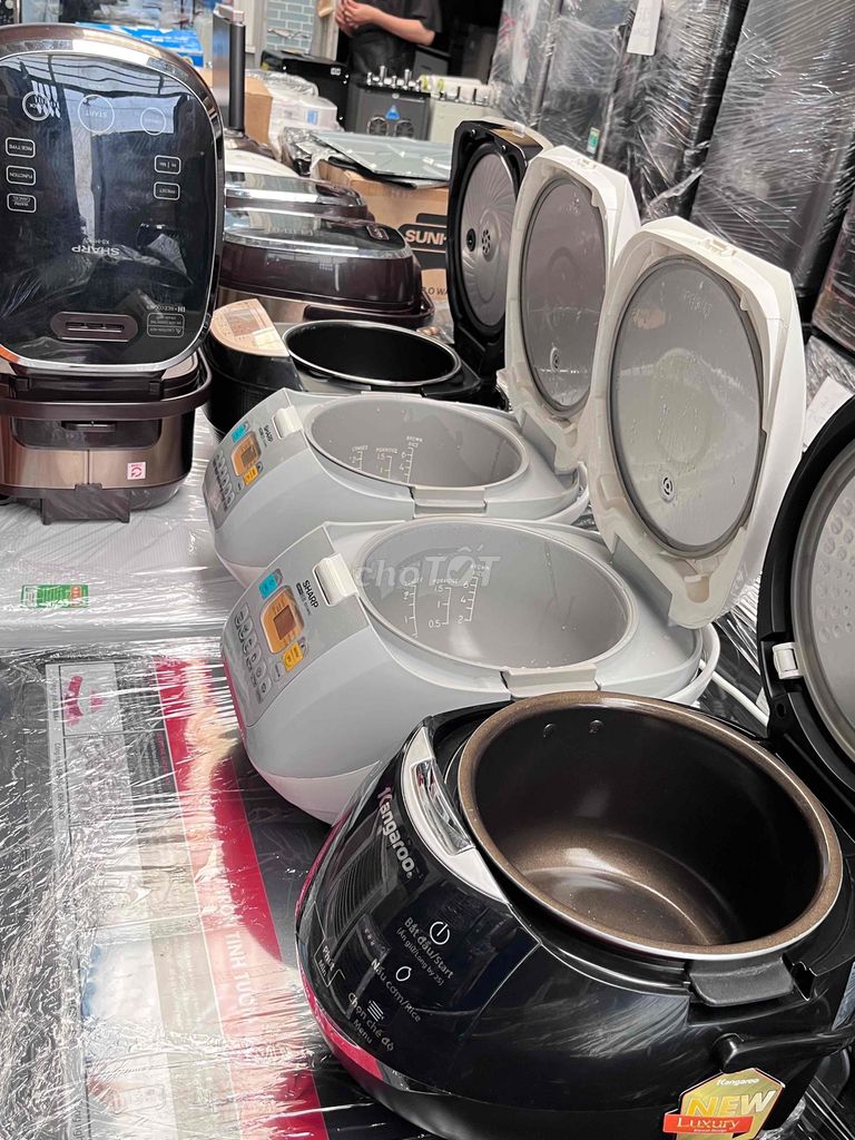 Nồi cơm điện Sharp Trắng. Mua bán Bếp, lò, đồ điện nhà bếp tại Quận 12 Tp Hồ Chí Minh được đăng bởi Vy Trần  hình 1