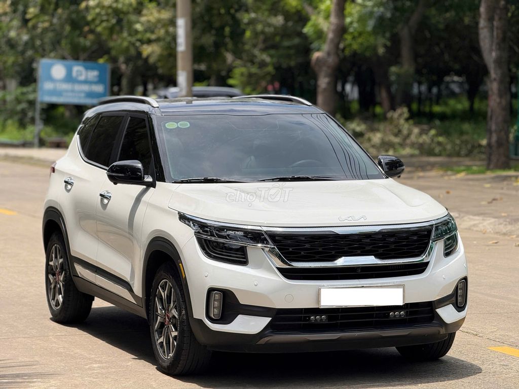 Kia Seltos Premium 1.4 AT 2023 - 33000 km. Mua bán Ô tô tại Thành phố Thuận An Bình Dương được đăng bởi trần thị khánh huyền  hình 3