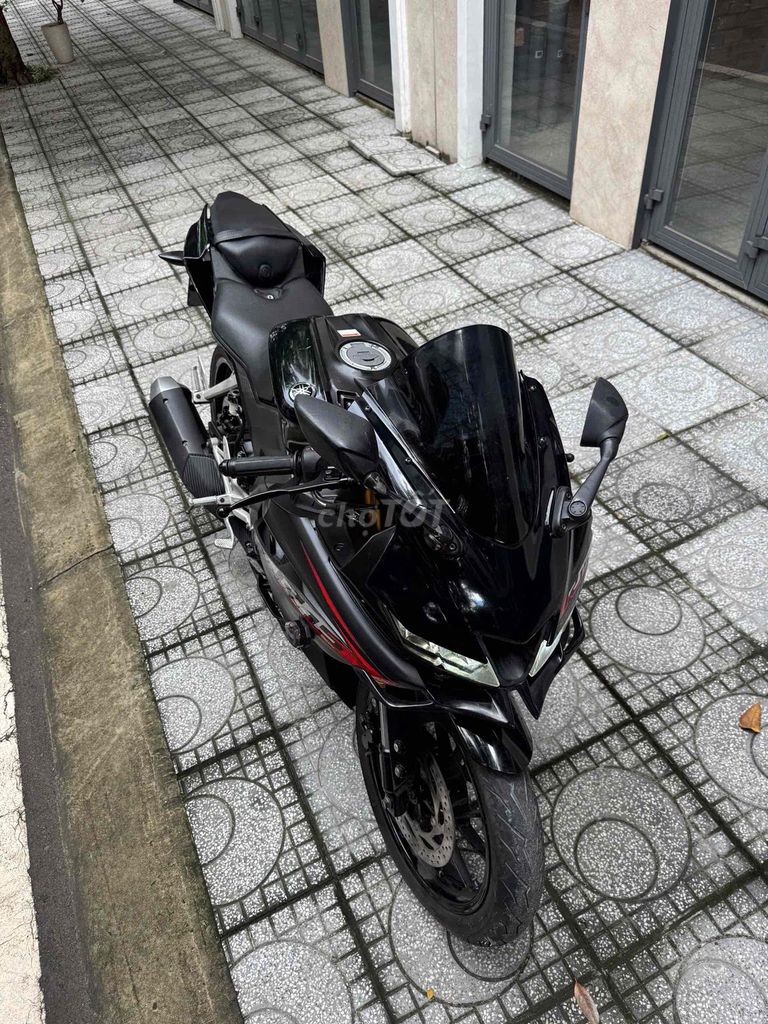 Yamaha R15V3 2020 одо 39к городской номер