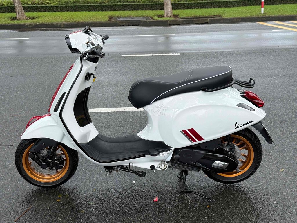 VESPA SPINT ĐÈN LED 2 TẦNG MÁY JGET THẮNG ABS