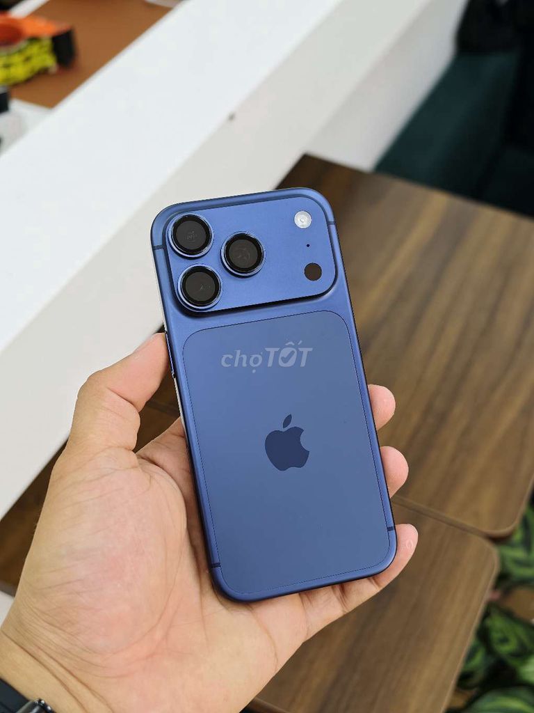 🍎IPHONE 17PRO 256GB BLUE ĐẸP NGUYÊN BẢN 98,5% P100. Mua bán Điện thoại tại Quận Hải An Hải Phòng được đăng bởi 98 Ngô Gia Tự Hoàng Dũng Mobile Ngã 3 Văn Cao hình 1