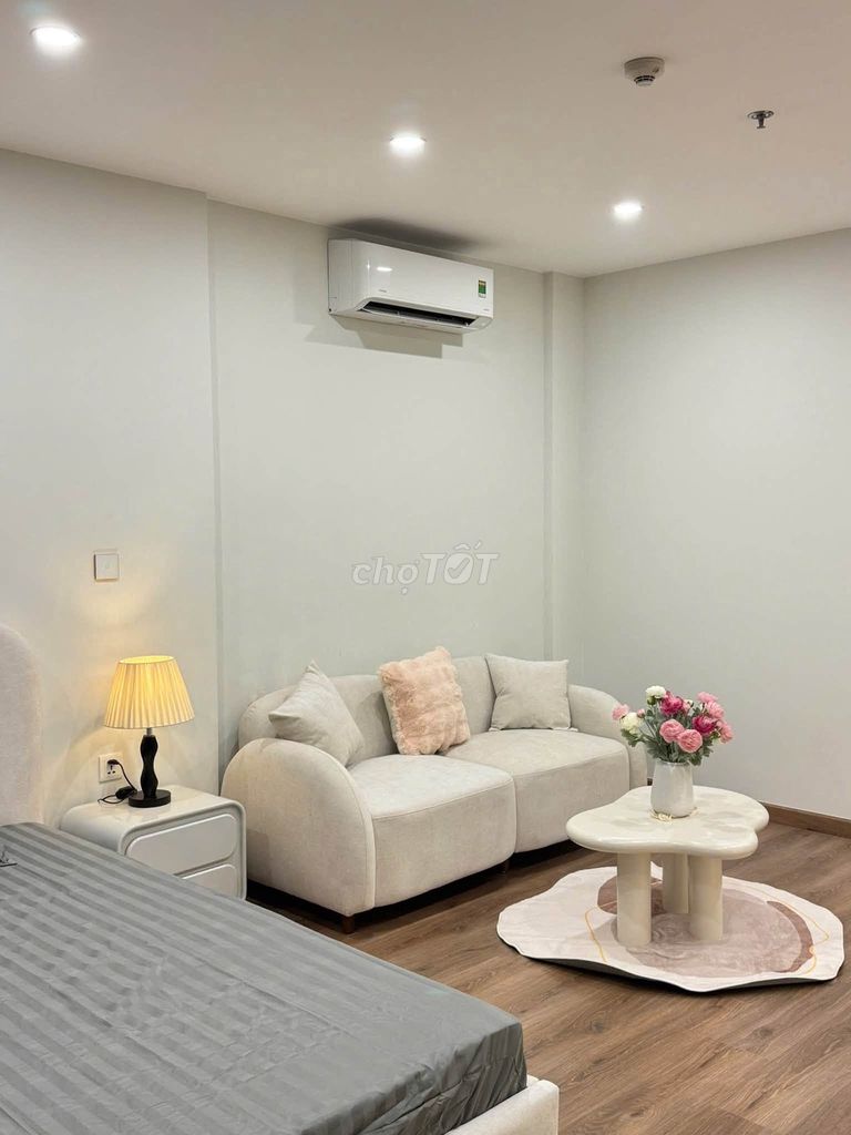 Студия с мебелью в корпусе I2 Vinhomes Smart City