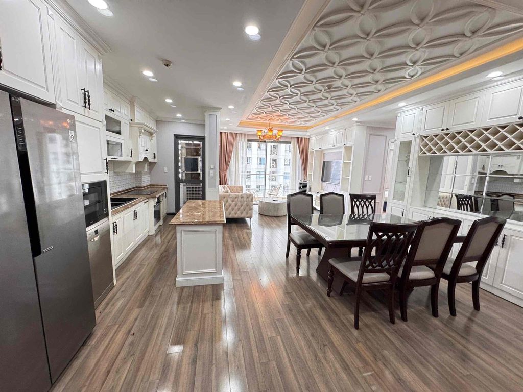Сдается в аренду Gold View, 3 спальни, 2 туалета, 117 м, всего 26 кв. м, новый дом, новый интерьер
