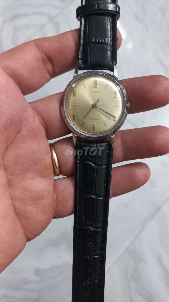 Đồng hồ nam Timex Mỹ xưa 1960s cơ lên cót mặt vàng