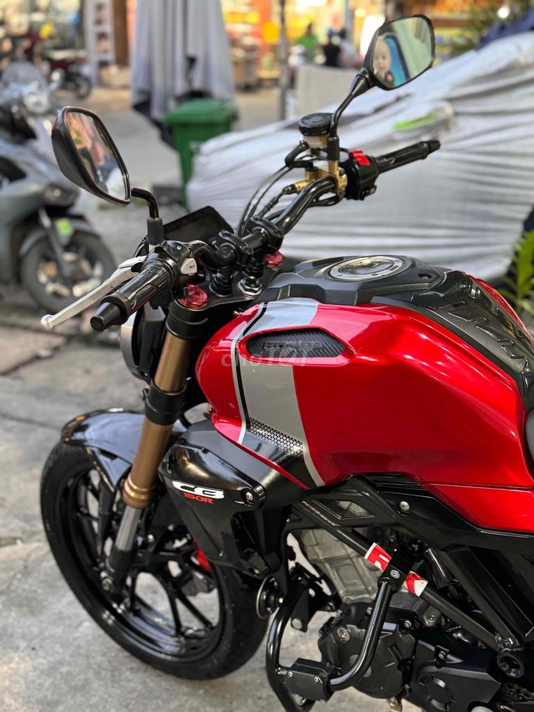 Cần bán Honda CB150R 2019 Abs Biển SG 9 chủ. Mua bán Xe máy tại Quận Bình Tân Tp Hồ Chí Minh được đăng bởi Việt Motor Bình Tân hình 6
