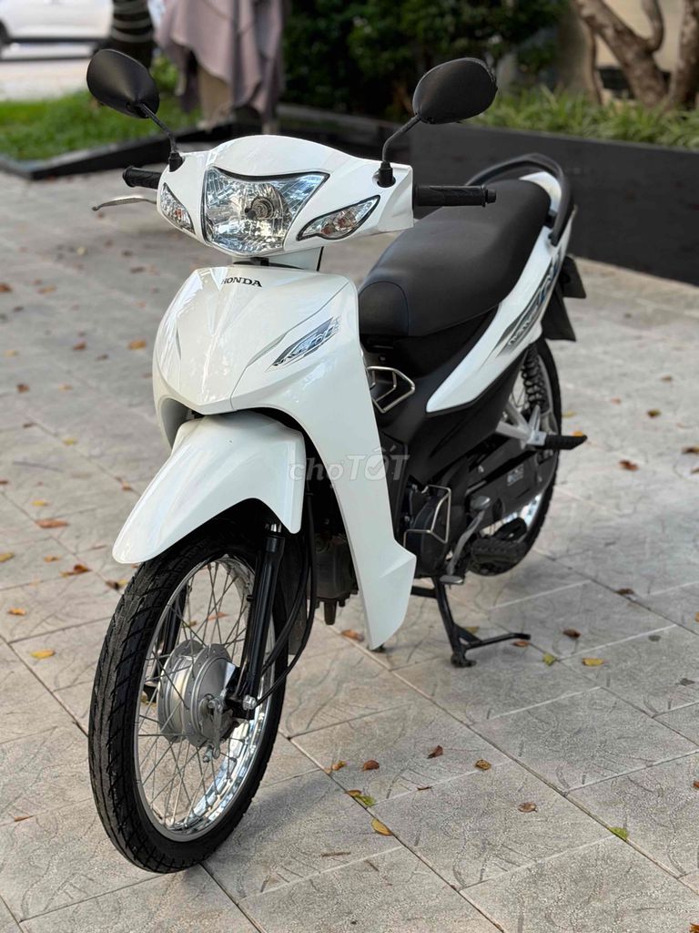 Honda Wave A 2024 Белый Вьетнам