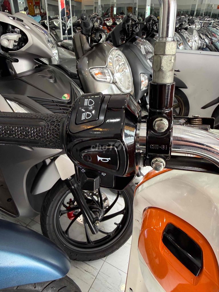 SCOOPY 2020 ĐK 2025 Cực Đẹp - Giấy Rạch Giá. Mua bán Xe máy tại Thành phố Rạch Giá Kiên Giang được đăng bởi XE MÁY CŨ TÂN 128 hình 12