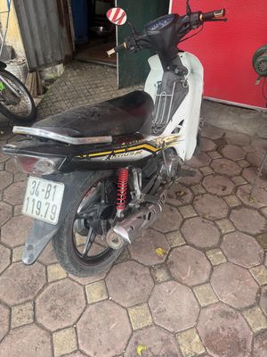 Nhu cẩu đổi sang xe điện cần bán xe. Mua bán Xe máy tại Quận Thanh Xuân Hà Nội được đăng bởi Tên chưa cung cấp