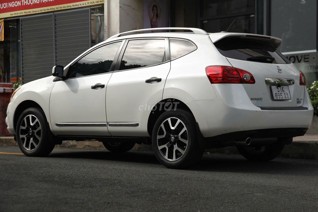 Ниссан Роуг SL AWD 2010 Белый американец
