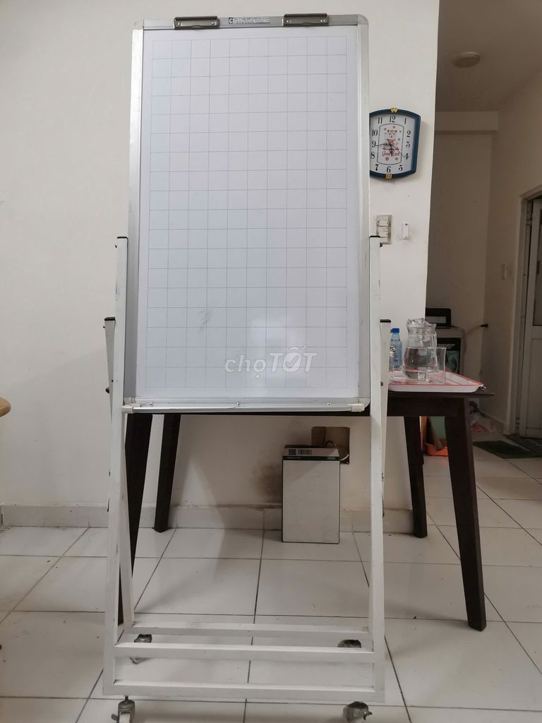 Bảng flipchart 60x100cm viết lông có ô vuông