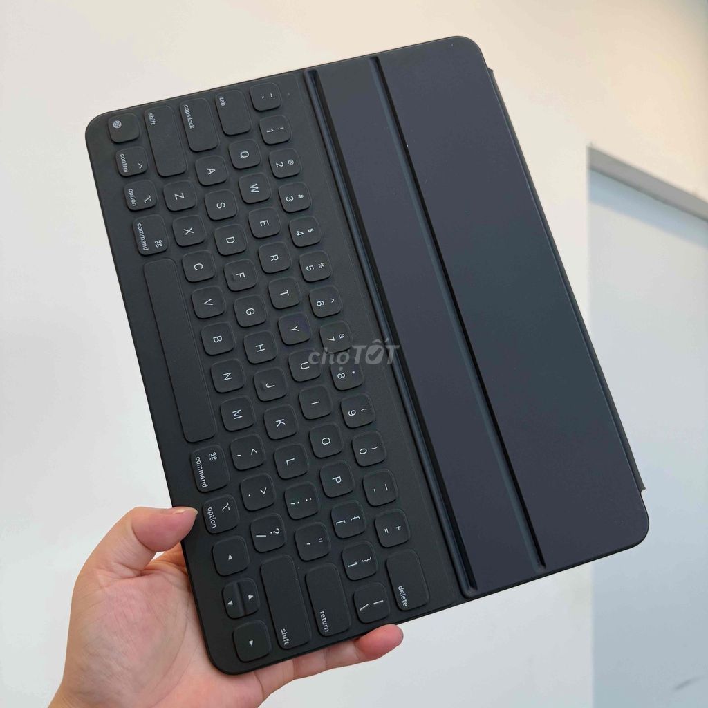 Bàn Phím iPad 12.9 inch - Smart Folio. Mua bán Phụ kiện (Màn hình, Chuột...) tại Quận Tân Bình Tp Hồ Chí Minh được đăng bởi Minh Tuấn hình 1