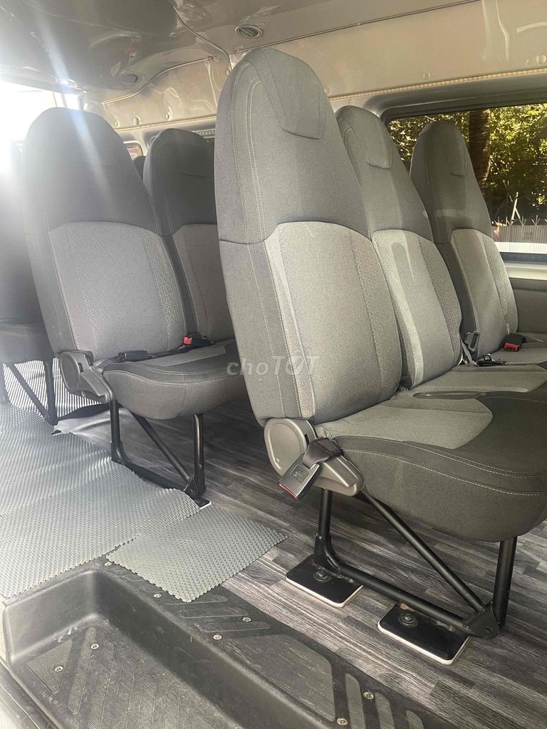 Ford Transit 2023 Siêu cọp, 1 chủ sơ cua chưa hạ. Mua bán Ô tô tại Thành phố Long Xuyên An Giang được đăng bởi Lê Tuyền Ford  hình 5