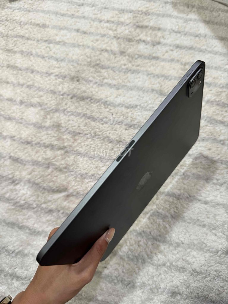 iPad Pro 11 Inch 2020 128GB Wifi Pin 95%