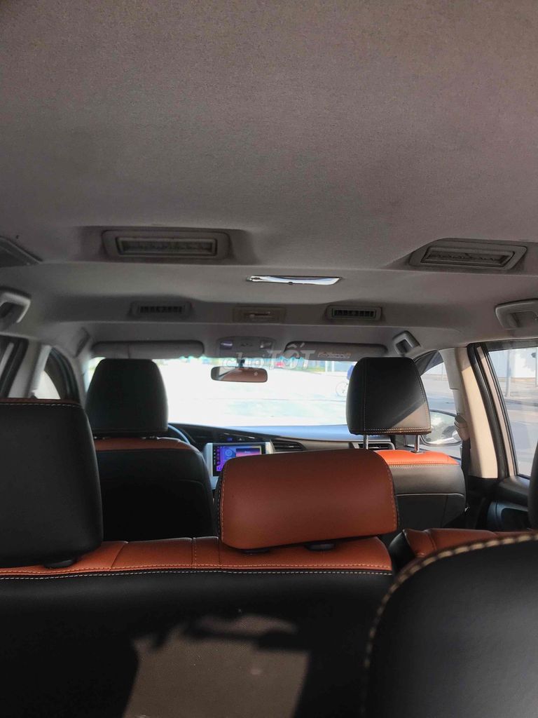 Toyota Innova 2017 Số sàn màu Nâu. Mua bán Ô tô tại Quận Tây Hồ Hà Nội được đăng bởi thanh hình 5