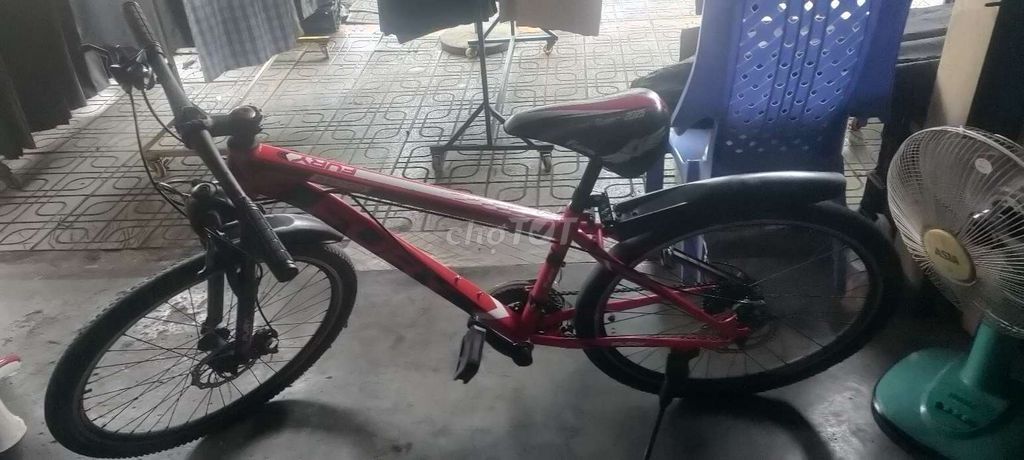 Xe đạp thể thao FURY Đỏ 26 inch. Mua bán Xe đạp tại Thành phố Biên Hòa Đồng Nai được đăng bởi trường đại  hình 3