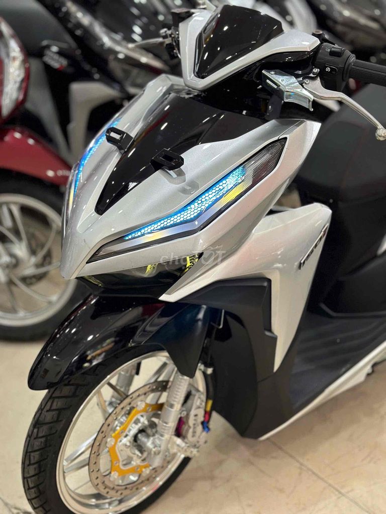 Honda Vario 150/2019.Xe Full Kiểng New.BSTP.. Mua bán Xe máy tại Quận 6 Tp Hồ Chí Minh được đăng bởi Cửa Hàng Xe Máy Hoà Bùi hình 2