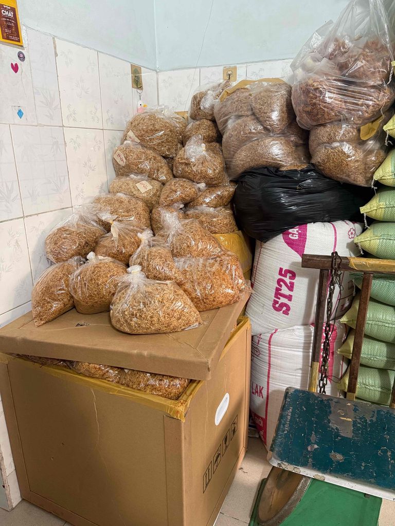 Chà bông thịt heo sợi. Mua bán Đồ ăn, thực phẩm và các loại khác tại Huyện Hóc Môn Tp Hồ Chí Minh được đăng bởi Nguyễn Trang  hình 1