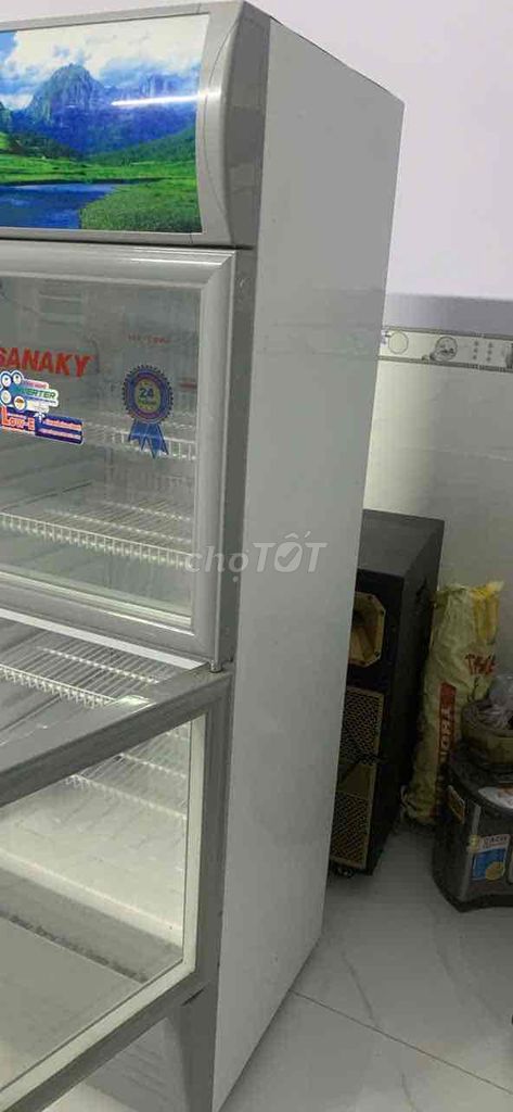 Do không có nhu cầu nên pass lại 2 tủ ạ