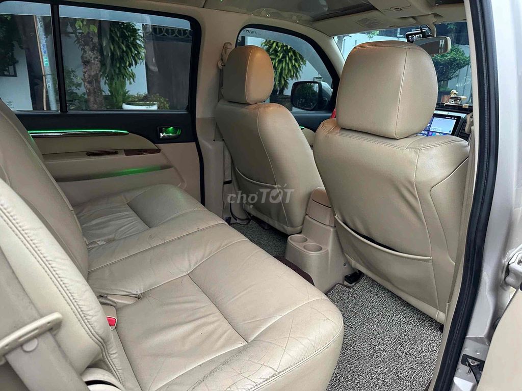 Ford Everest 2009 2.5L 4x2 AT - 150000 km. Mua bán Ô tô tại Quận Cẩm Lệ Đà Nẵng được đăng bởi Ông Tú hình 6