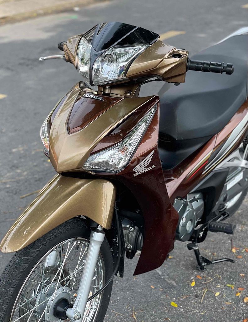 đưa trước 10 củ nhận xe. Mua bán Xe máy tại Quận 8 Tp Hồ Chí Minh được đăng bởi thái hoàng hình 1