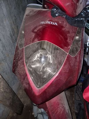 Dylan nhập khẩu đổi Airblade 2010 - 2014. Mua bán Xe máy tại Thành phố Buôn Ma Thuột Đắk Lắk được đăng bởi Hoàng Quân Vương 