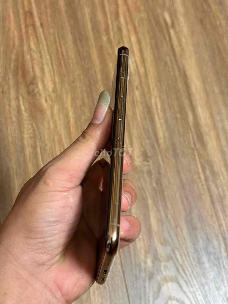 Apple iPhone 11 Pro Max 256GB Vàng Thay màn lưng. Mua bán Điện thoại tại Quận Hoàng Mai Hà Nội được đăng bởi nguyễn quang huy hình 1